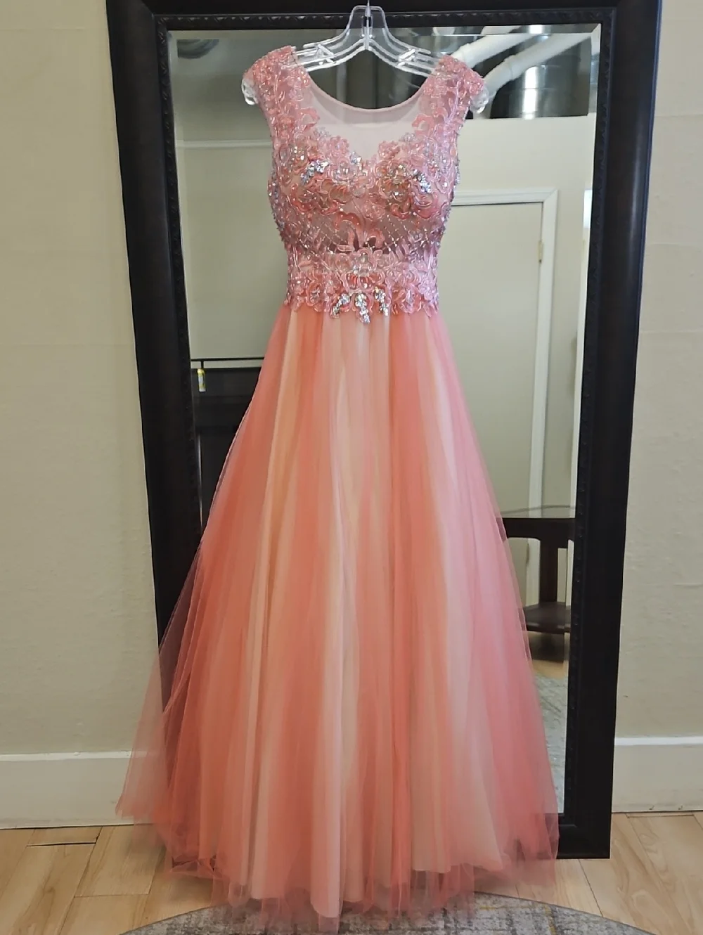 S - Picture 1 of 15